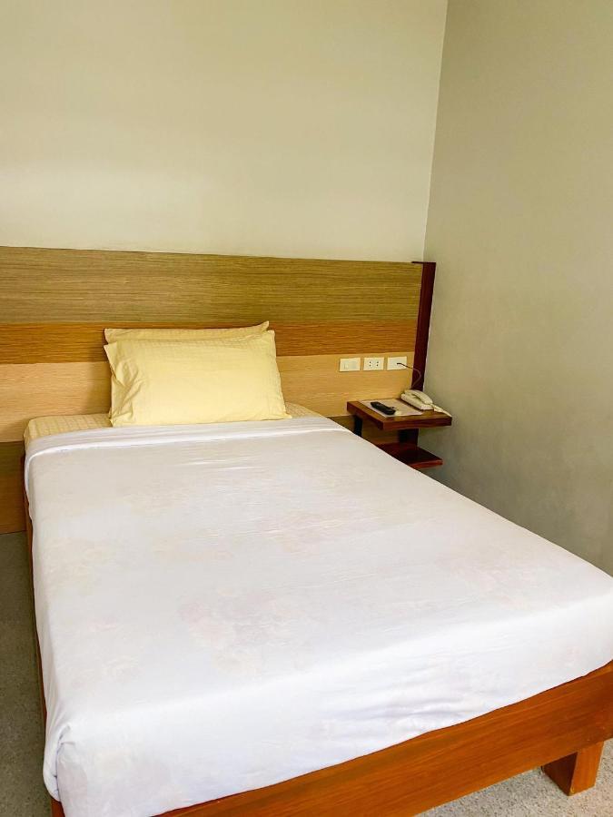Casa De Espanola Hotel And Resort Aritao Buitenkant foto